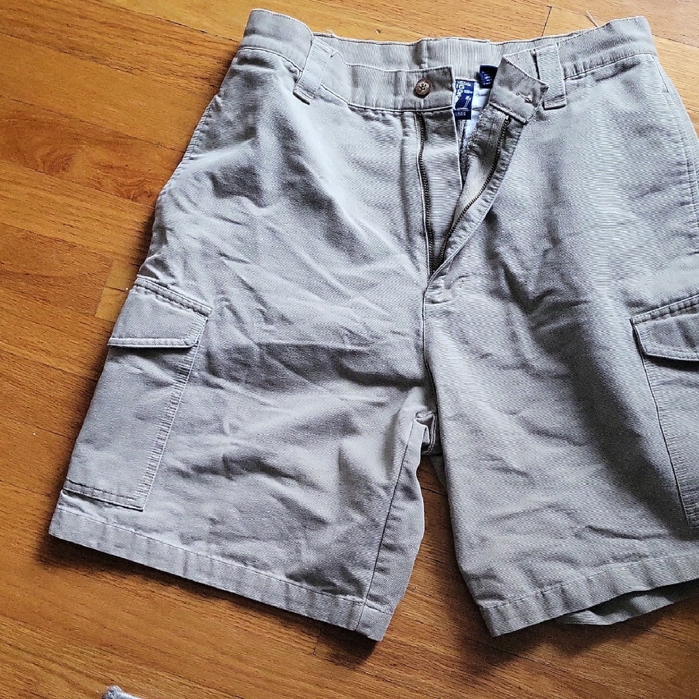 Big Dogs Light Gray Cargo Shorts